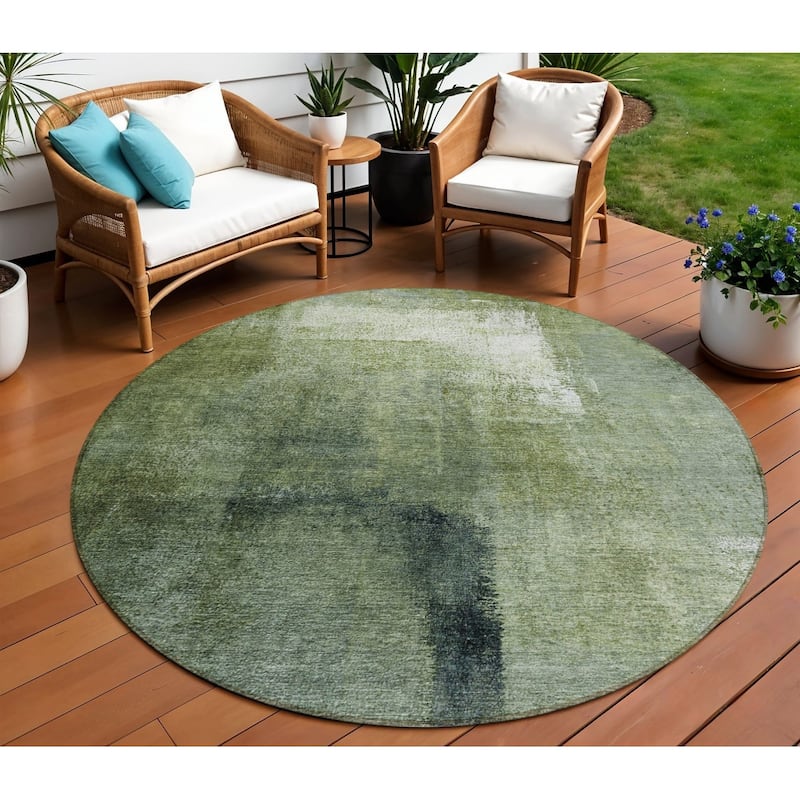 HomeRoots Abstract Transitional Rectangle Outdoor Rug - 8' Round