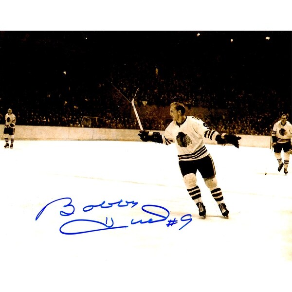 Bobby Hull Chicago Blackhawks BW Stick Raised 8x10 Photo