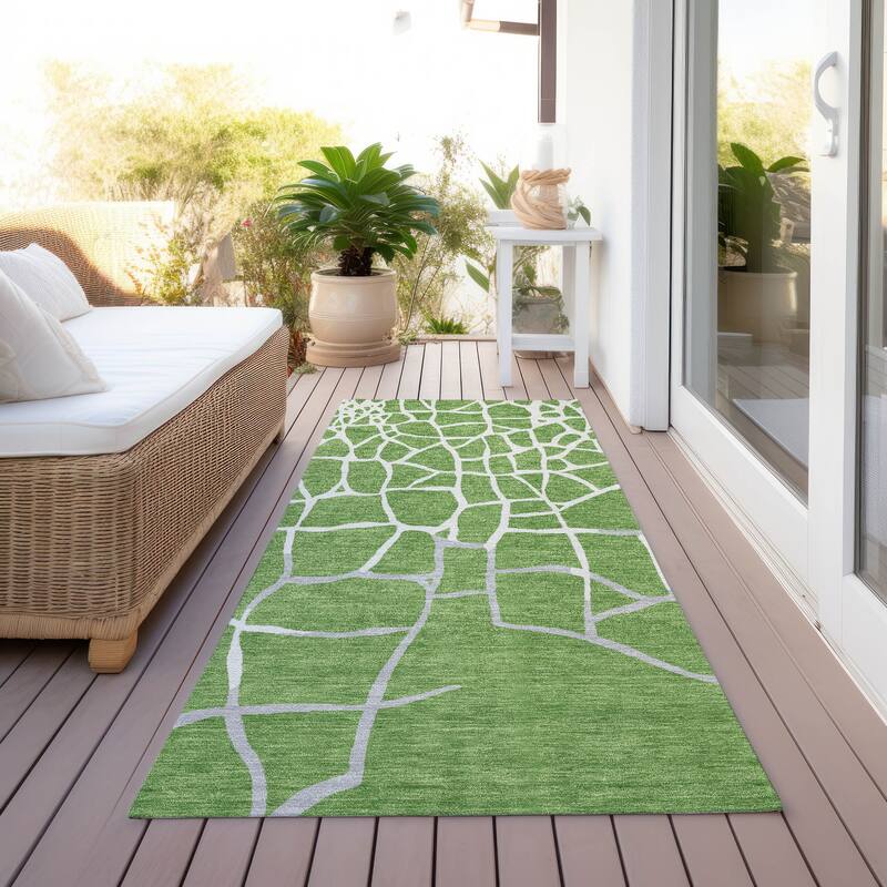 Machine Washable Indoor/ Outdoor Abstract Webby Chantille Rug