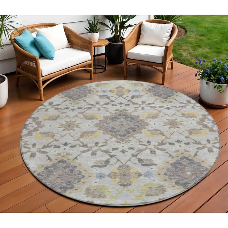 HomeRoots Oriental Traditional Rectangle Outdoor Rug - 8' Round