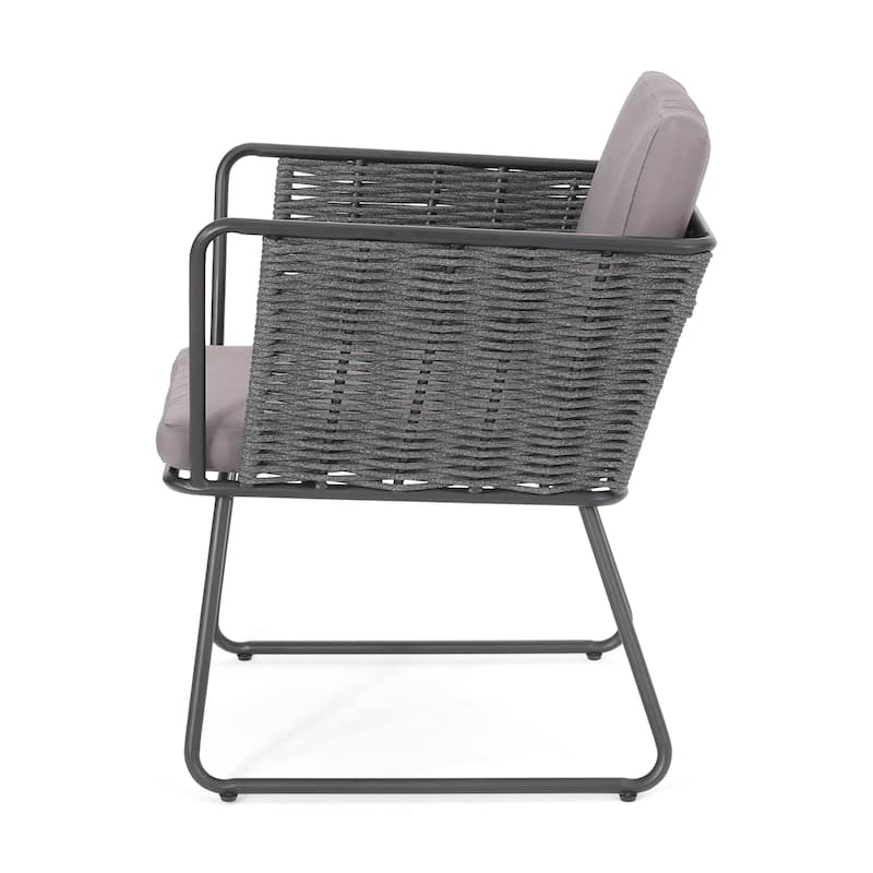 Stylish and Comfortable Outdoor Chair