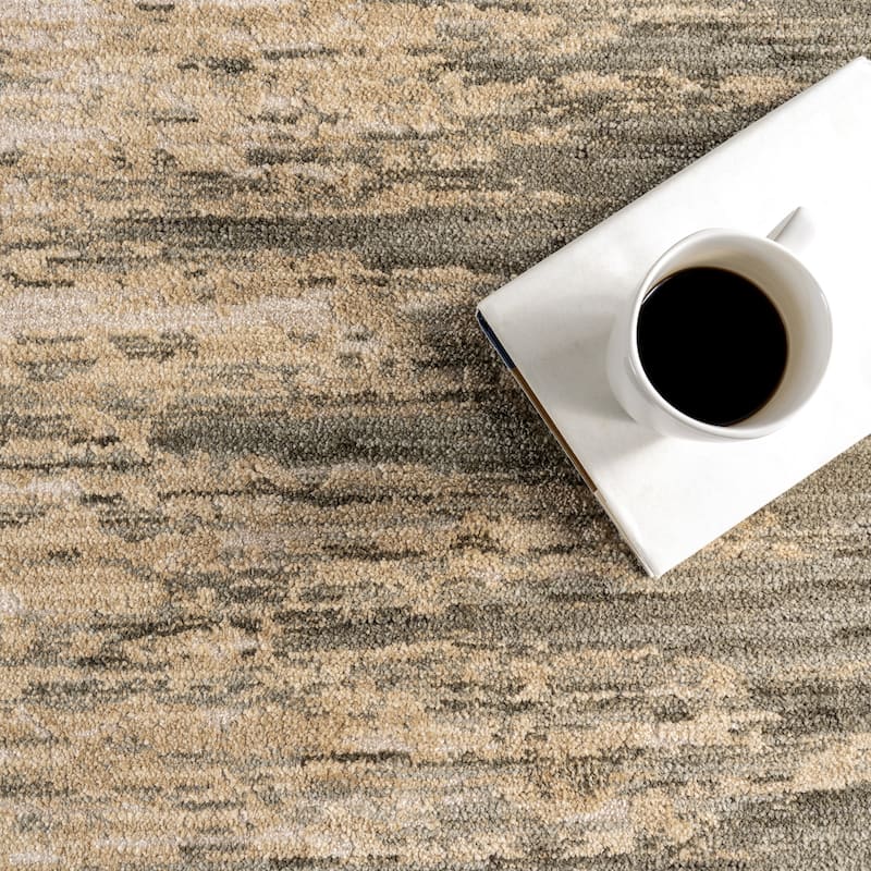 Fiadh Abstract Fringe Area Rug