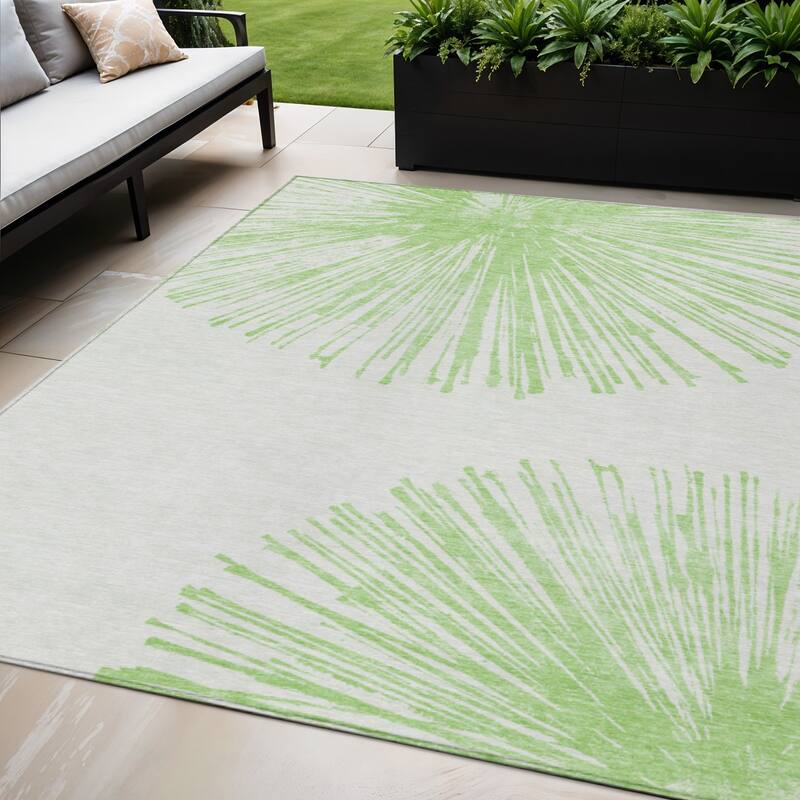 HomeRoots Abstract Transitional Rectangle Outdoor Rug - 5' X 8'