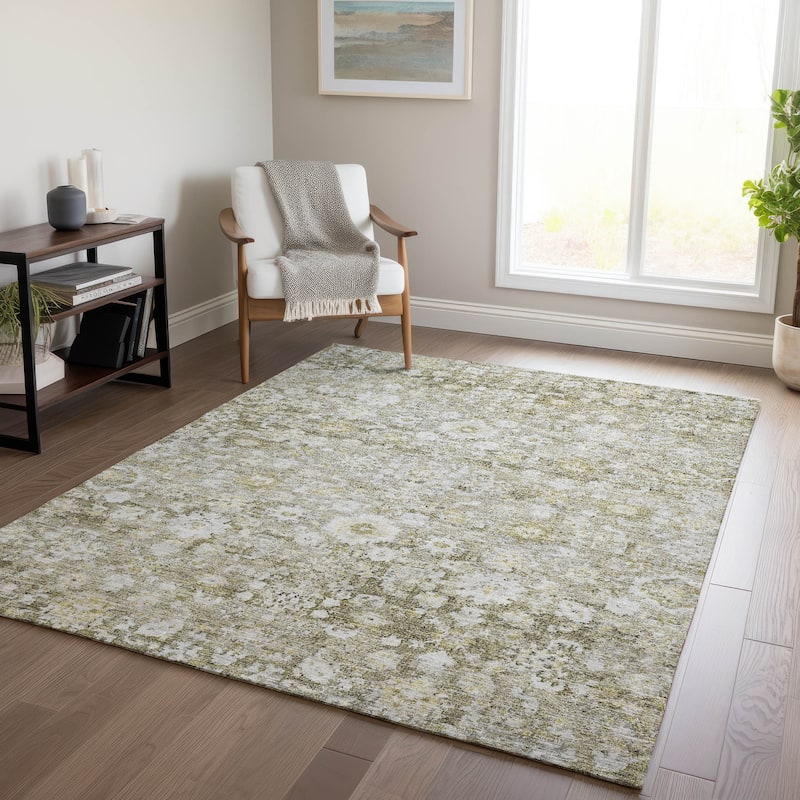 Machine Washable Indoor/ Outdoor Chantille Traditional Vintage Floral Rug - Taupe - 8' x 10'