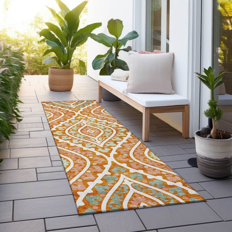 Machine Washable Indoor/ Outdoor Chantille Ttransitional Medallion Rug - Orange - 2'3" x 7'6"