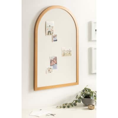 Kate and Laurel Holbrook Arch Pinboard