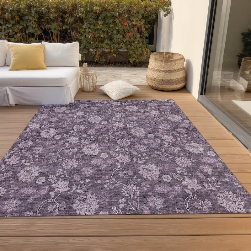 Machine Washable Indoor/ Outdoor Chantille Floral Farmhouse Rug