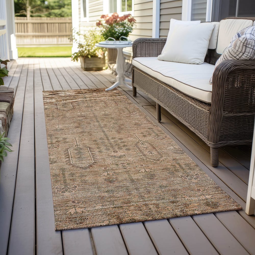 Machine Washable Indoor/ Outdoor Chantille Traditional Distressed Rug