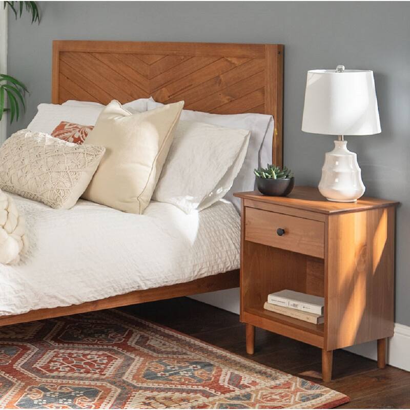 Walker Edison Bullrushes 1-drawer Solid Wood Nightstand