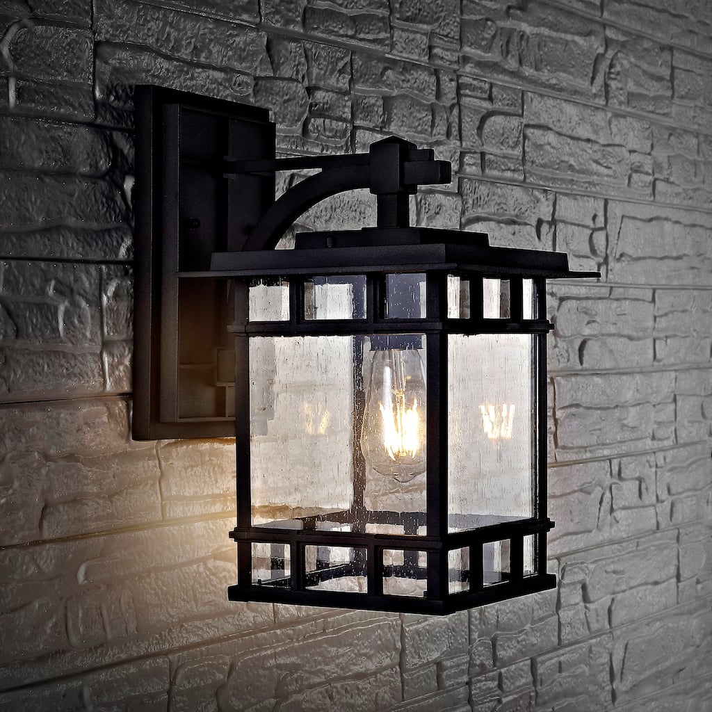 SAFAVIEH Bohumira Outdoor Wall Lantern - 9" W x 11.5" D x 14.8" H - 9Wx12Dx15H