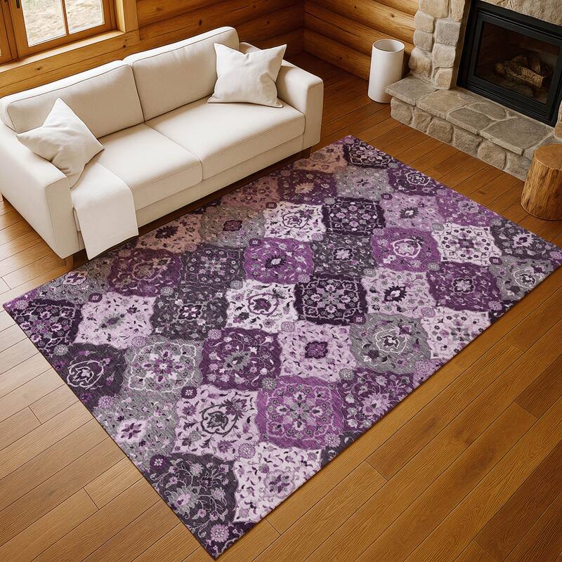 Machine Washable Indoor/ Outdoor Traditional Panel Chantille Rug