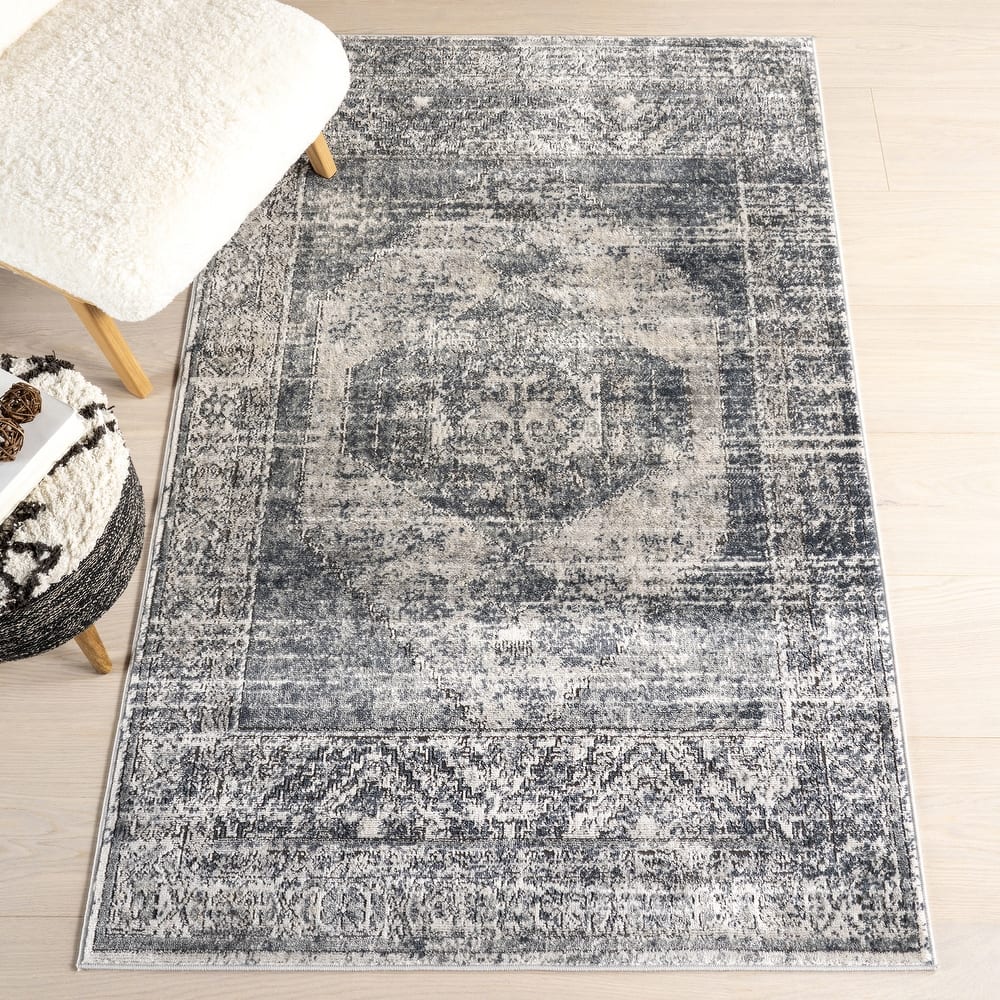 Nuloom Jayla Barbed Iris Medallion Area Rug