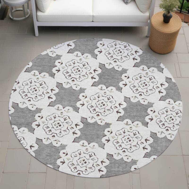 Machine Washable Indoor/ Outdoor Global Motif Chantille Rug - Taupe - 8' x 8'