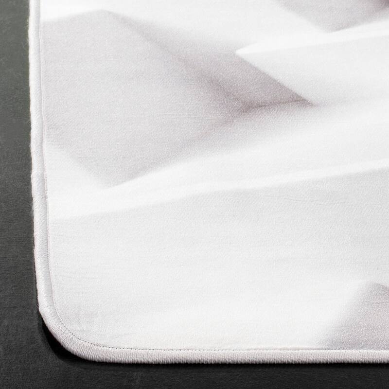 SAFAVIEH Daytona Machine Washable Slip Resistant Jolantha Graphic Abstract