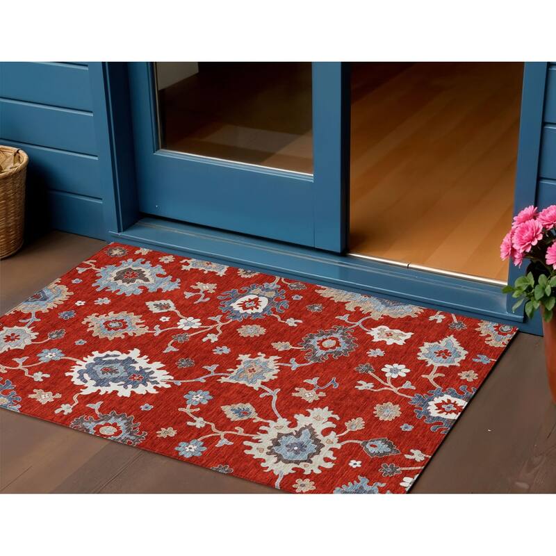 HomeRoots Floral Traditional Rectangle Outdoor Rug - 3' x 5'