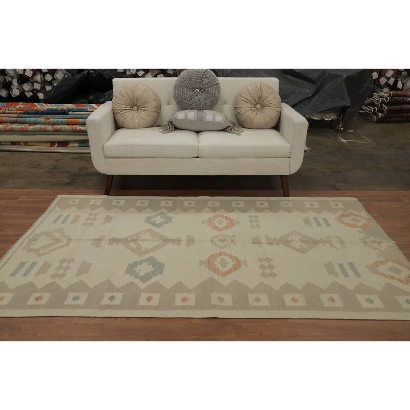 Hand Woven Oriental 100% Wool Carpet Southwestern Tribal Beige & Ivories Kilim Area Rug - 7' 8'' X 4' 10''