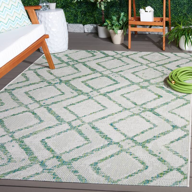 SAFAVIEH Courtyard Irlinda Transitional Indoor/Outdoor Rug - 6'7" Square - Ivory/Green