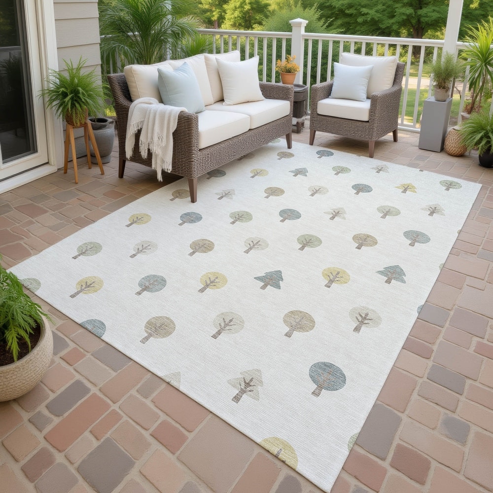 Machine Washable Indoor/ Outdoor Modern Mulvane Chantille Rug