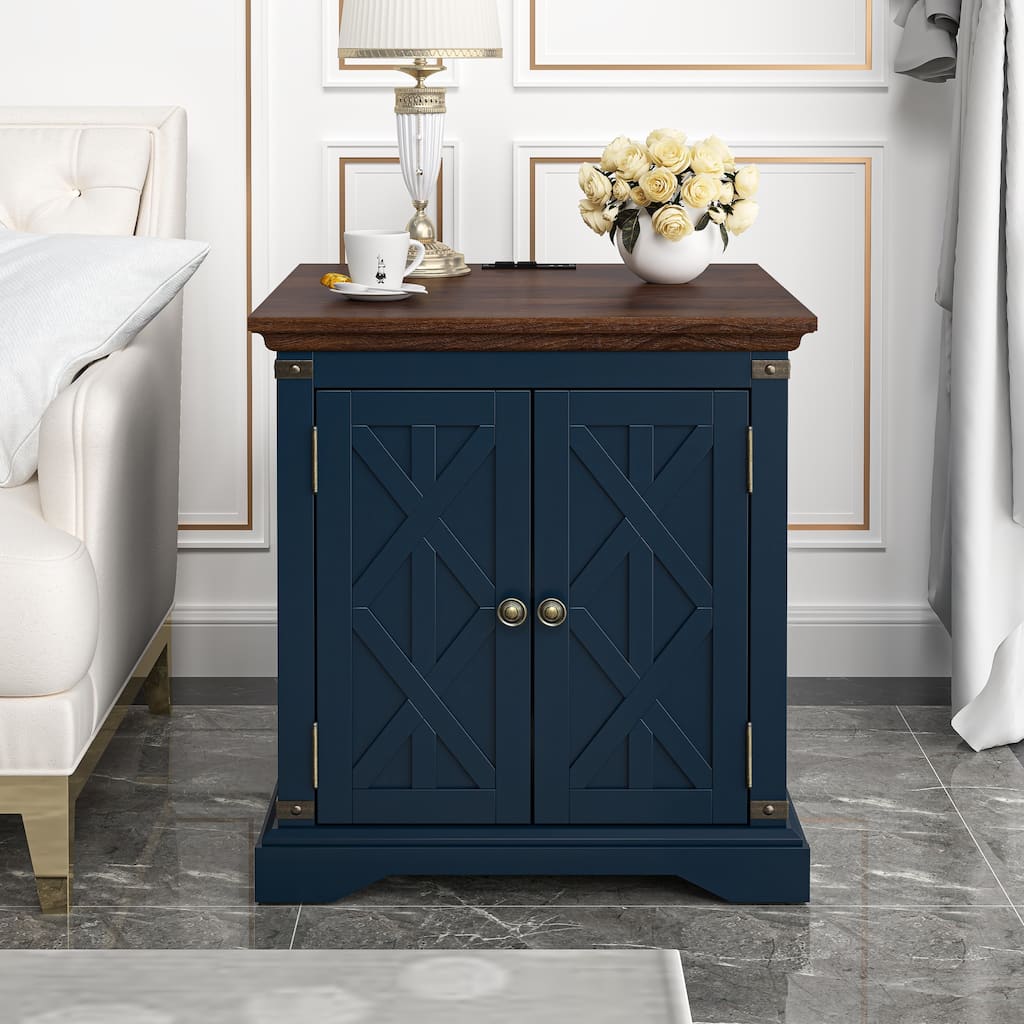 Farmhouse End Table with Charging Station - 25" in Height