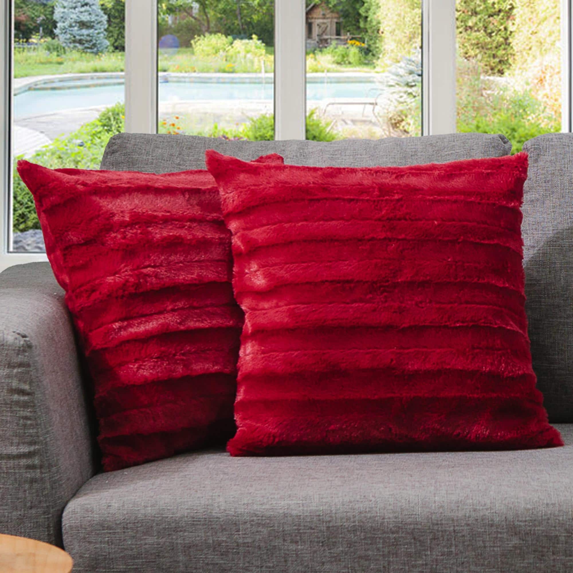 Option Maroon