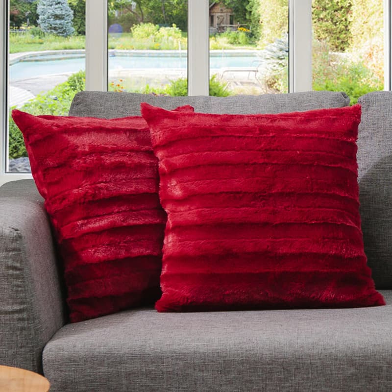 Cheer Collection Decorative Throw Pillows for Couch & Bed (Set of 2) - 18 x 18 - Maroon