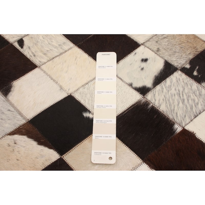 ECARPETGALLERY Handmade Cowhide Patchwork Cream, Brown Leather Rug - 5'11 x 7'11