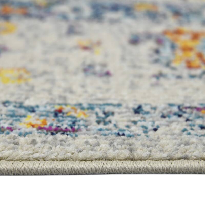 HomeRoots 5' X 8' Ivory And Yellow Oriental Distressed Area Rug - 90.00 in. x 63.00 in. x 0.38 in.