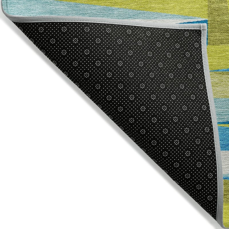 Machine Washable Indoor/ Outdoor Contemporary Mosaic Chantille Rug