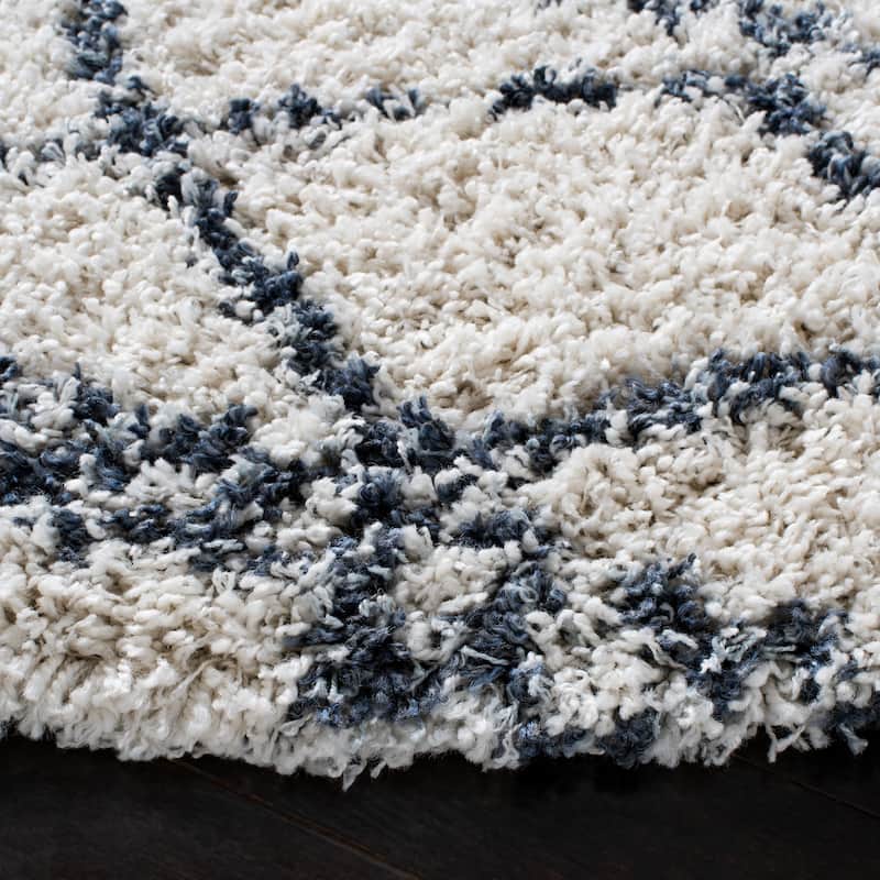 SAFAVIEH Pro Lux Shag Dottie Moroccan Tassel 2.4-inch Thick