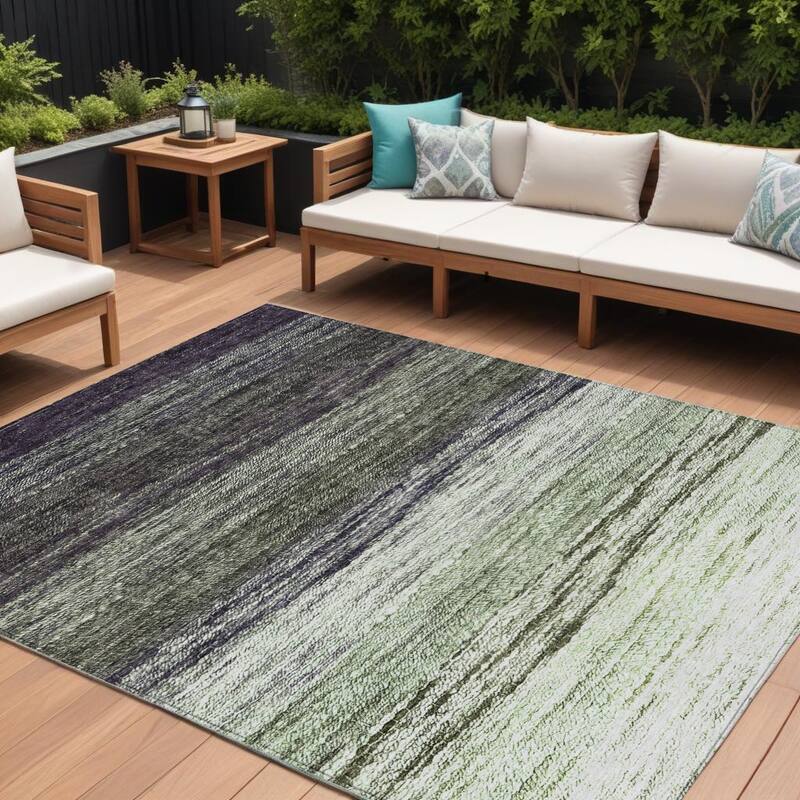 HomeRoots Ombre Transitional Rectangle Outdoor Rug - 10' X 14'