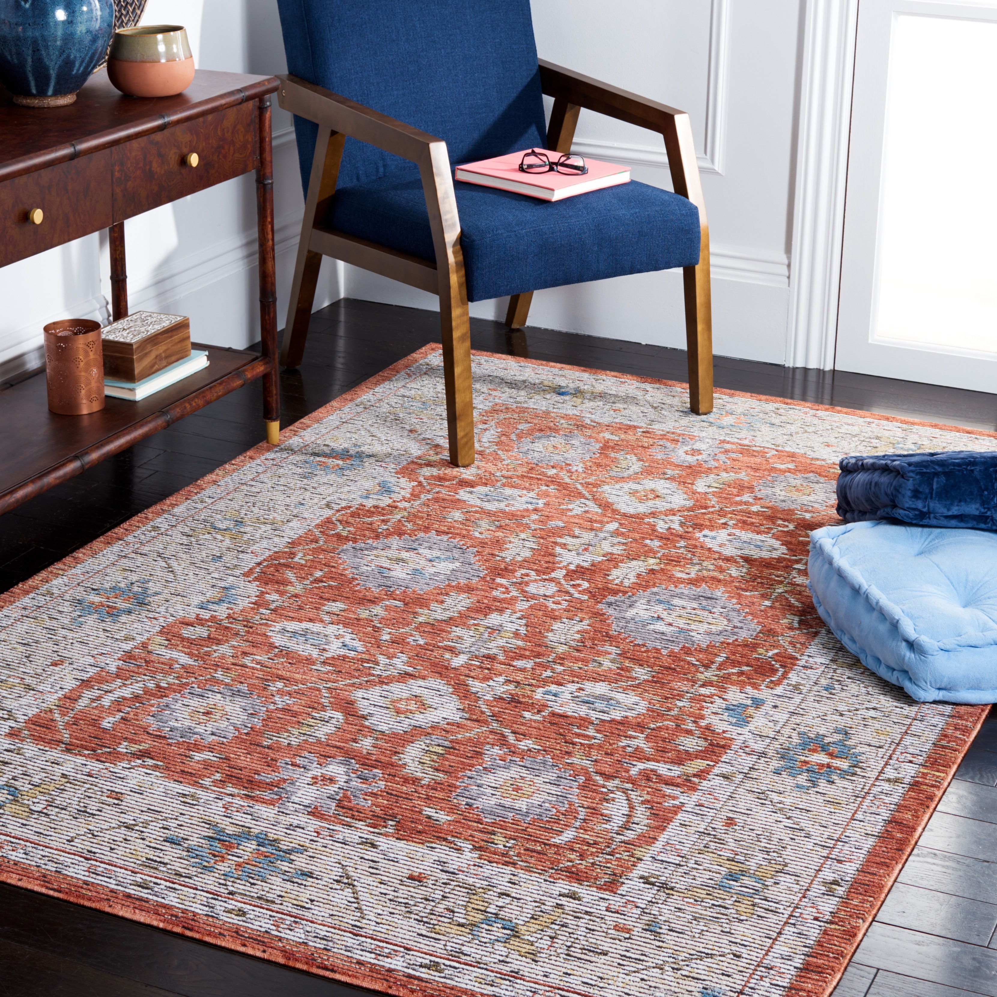 SAFAVIEH Sierra Euphemia Oriental Rug
