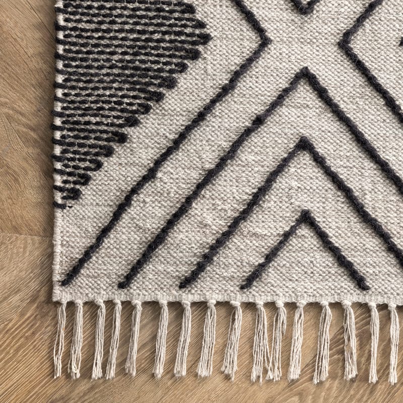 Nuloom Geometric Ailey Cotton Diamond Trellis Tassel Area Rug