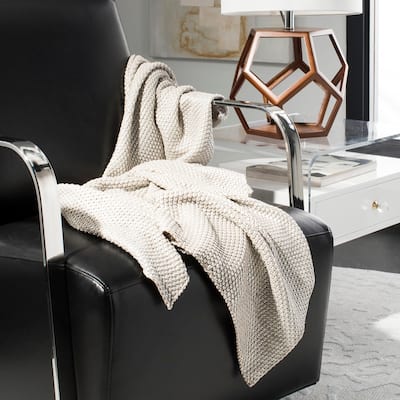 SAFAVIEH Desi Grey/ Silver Knit 50 x 60-inch Throw Blanket
