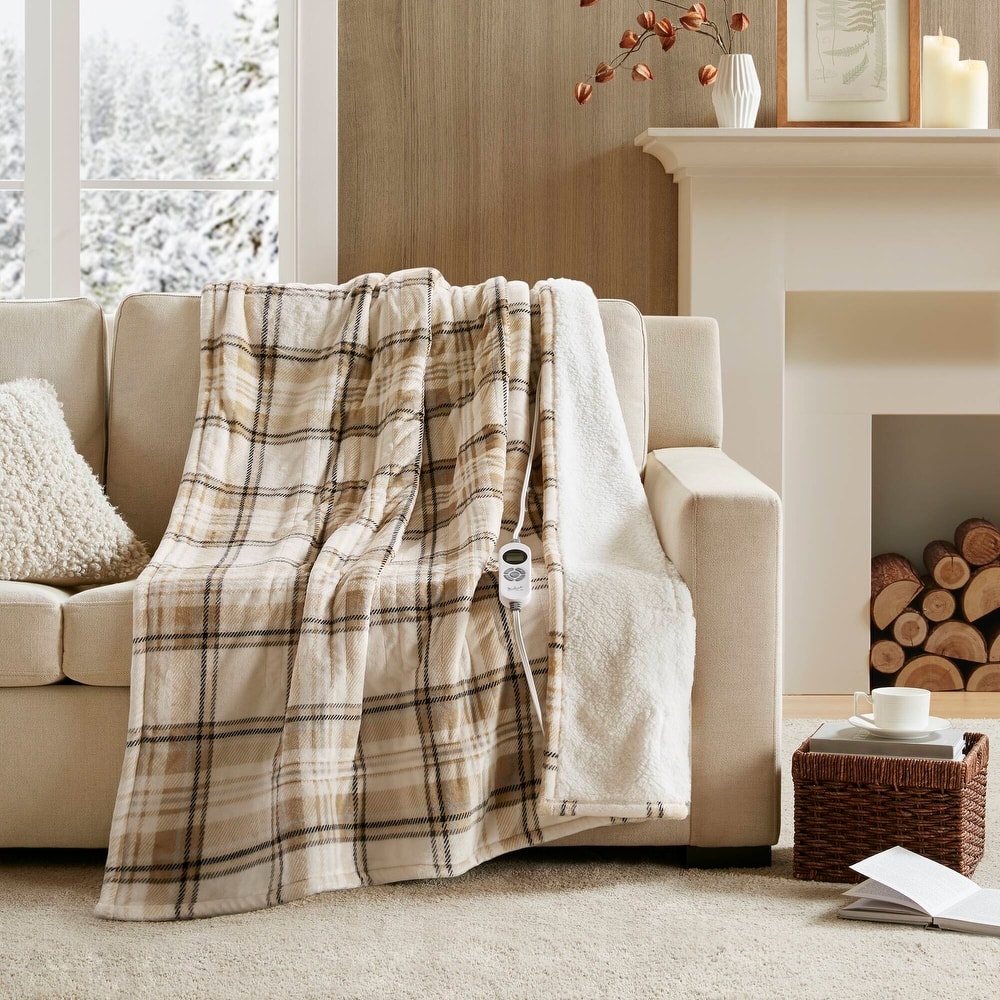 Woolrich Print Plush to Sherpa Heated Throw