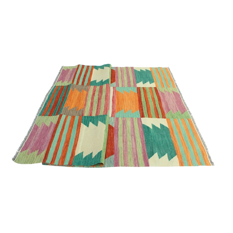 Modern Flatweave Carnell Green/Rust Rug - 5'5" x 8'2"
