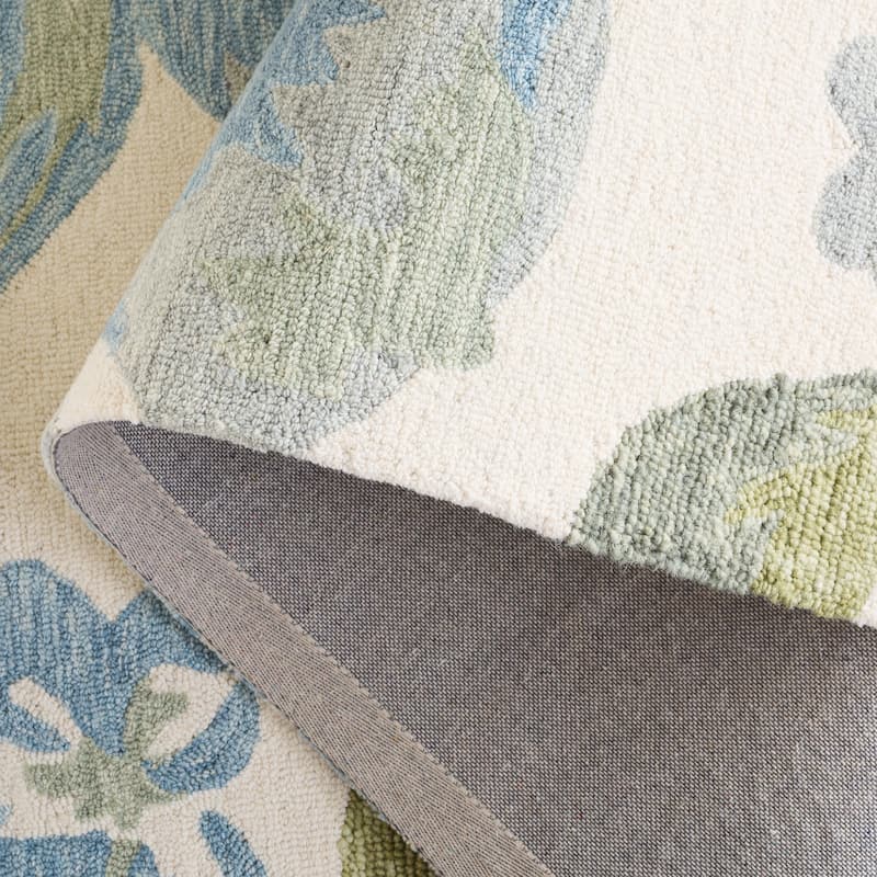 SAFAVIEH Handmade Jardin Florinka Floral Wool Rug