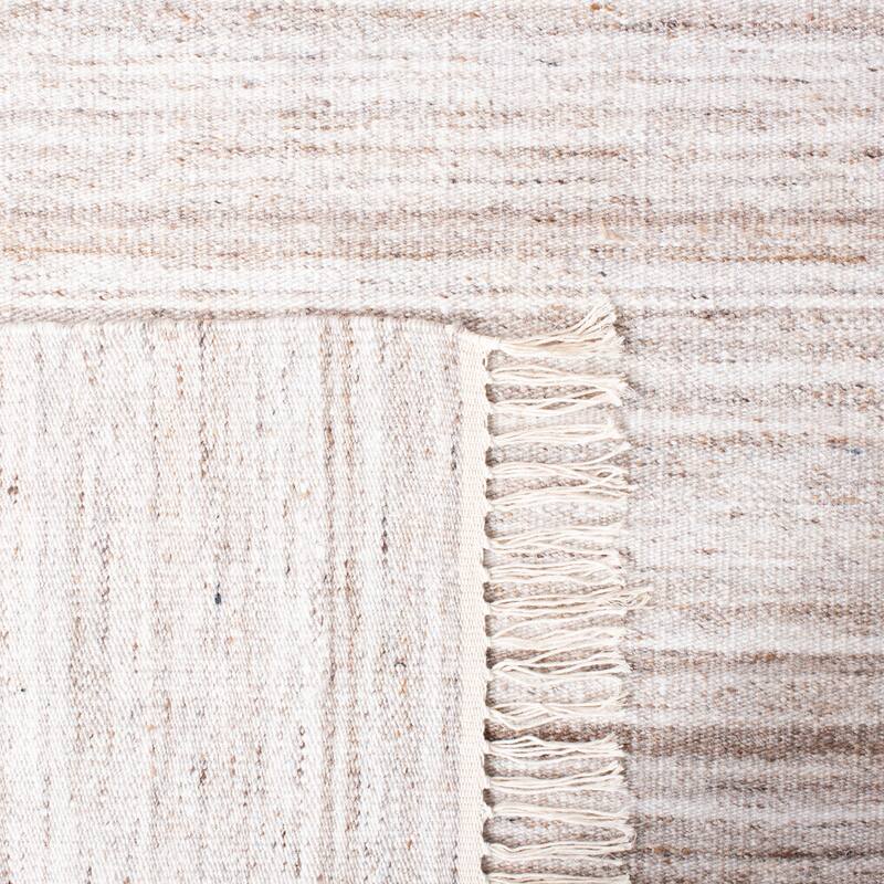 SAFAVIEH Handmade Kilim Welmoed Wool Fringe Rug