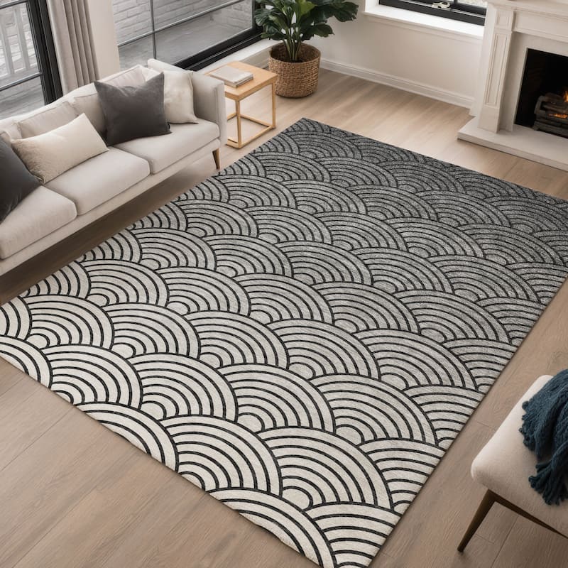 Machine Washable Indoor/ Outdoor Contemporary Poppy Chantille Rug