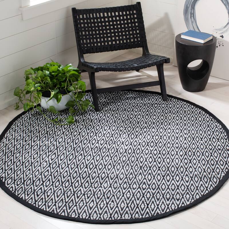 SAFAVIEH Handmade Montauk Siubhan Cotton Rug - 6' Round - Grey/Black