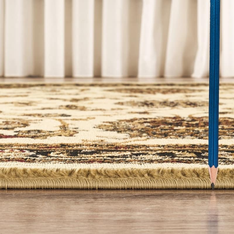 Classic Area Rug - 6' x 7'