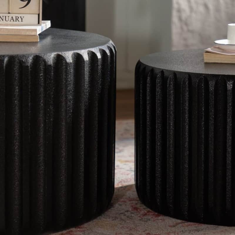 Black Scalloped Round Coffee Table Set: Nesting Design