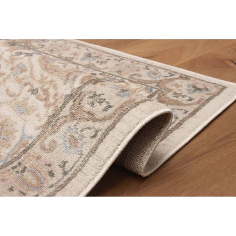 ECARPETGALLERY Machine Woven Tuscany Ivory Area Rug