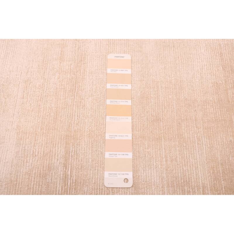 ECARPETGALLERY Hand Loomed Loreto Ivory Viscose Rug - 5'7 x 7'10