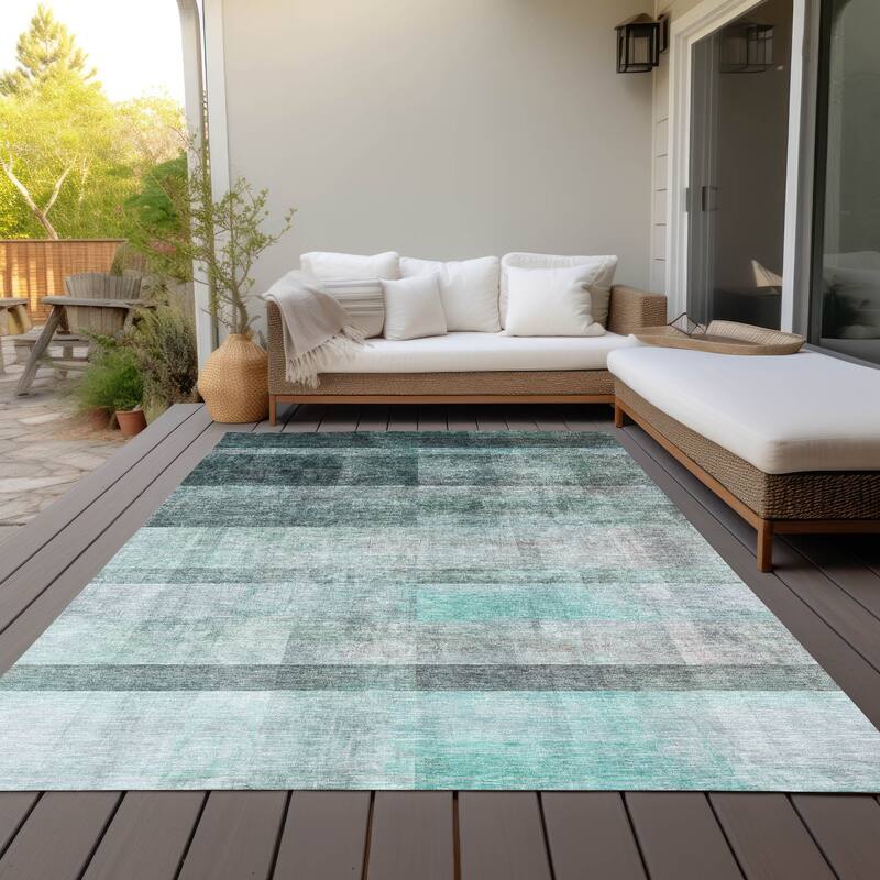 Machine Washable Indoor/ Outdoor Modern Abstract Chantille Rug