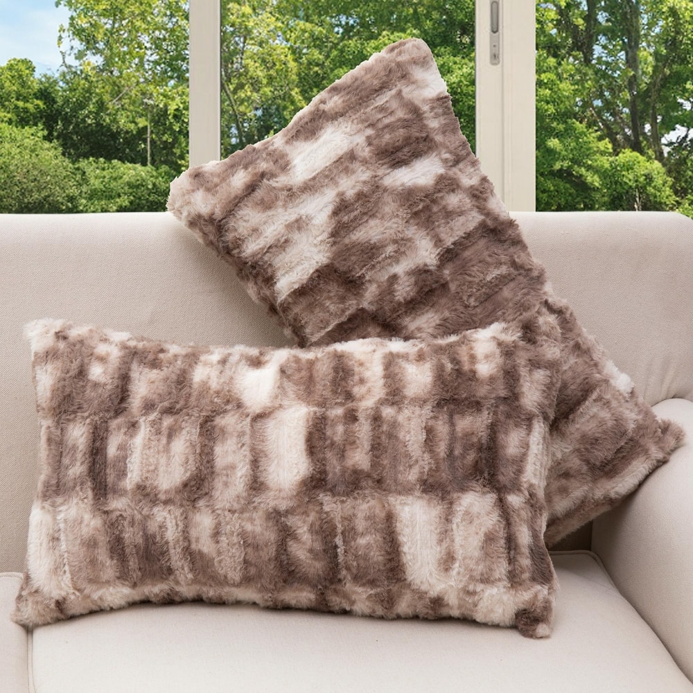 Cheer Collection Set of 2 Decorative Faux Fur Throw Pillow