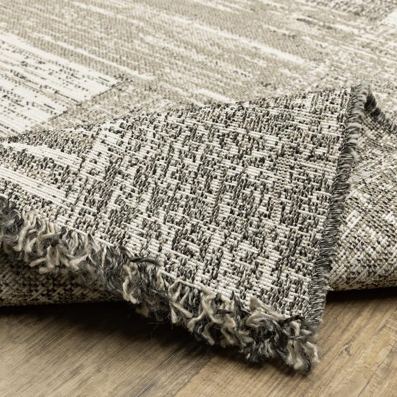Style Haven Grayton Textured Geometric Beige/ Black Indoor-Outdoor Fringe Edge Rug