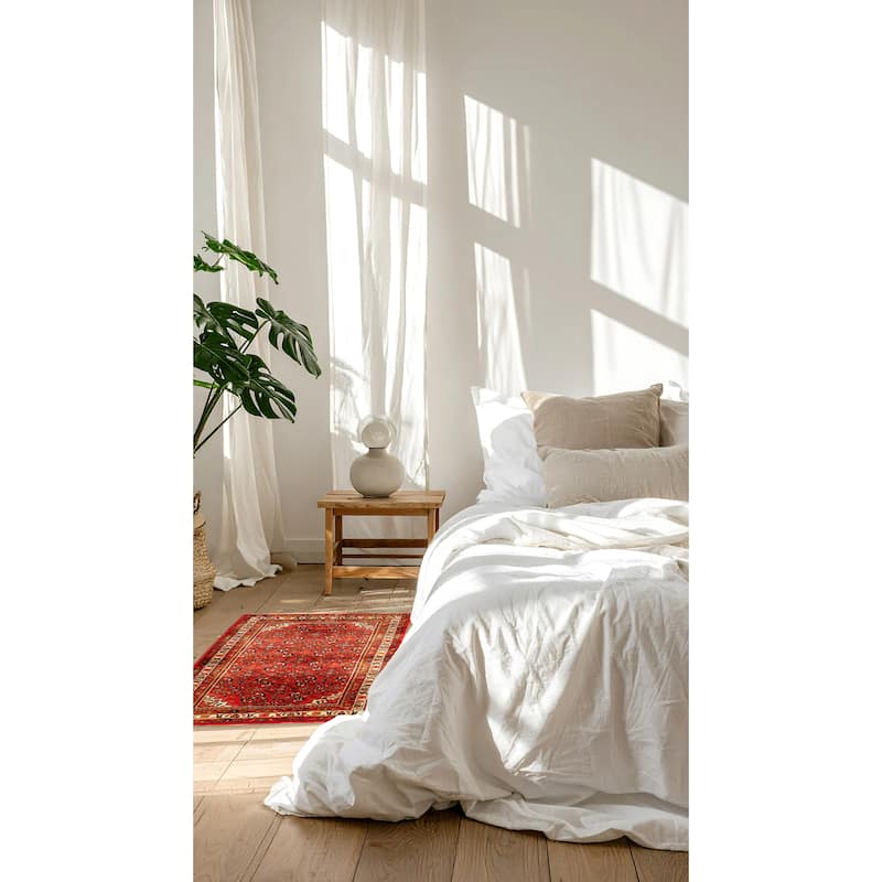 ECARPETGALLERY Hand-knotted Andelz Red Wool Rug - 3'3 x 4'7