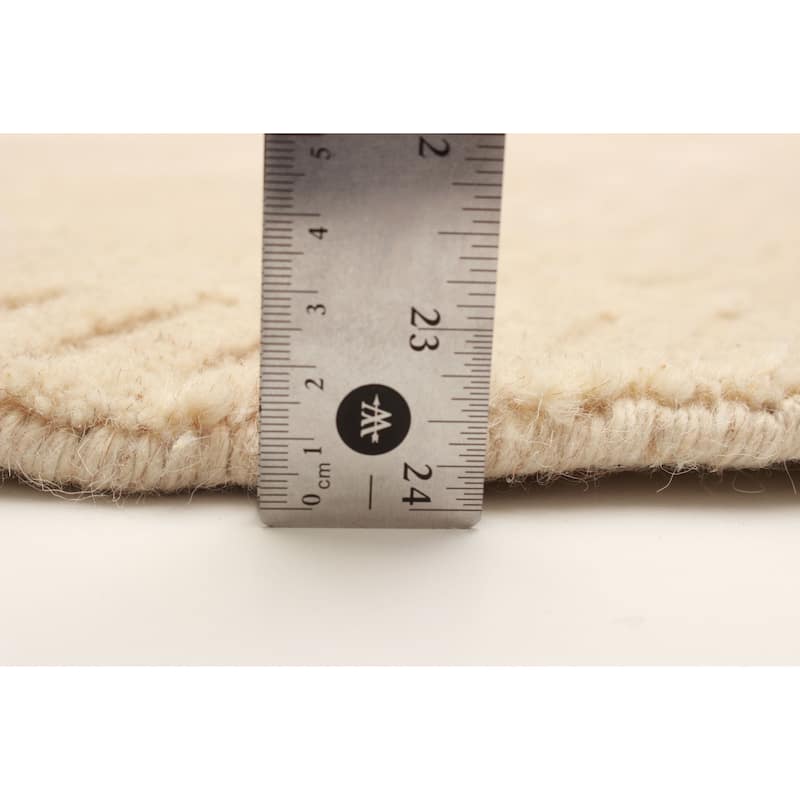 Kashkuli Gabbeh Beige Rug 5'4" x 5'4" - 5'4 x 5'4