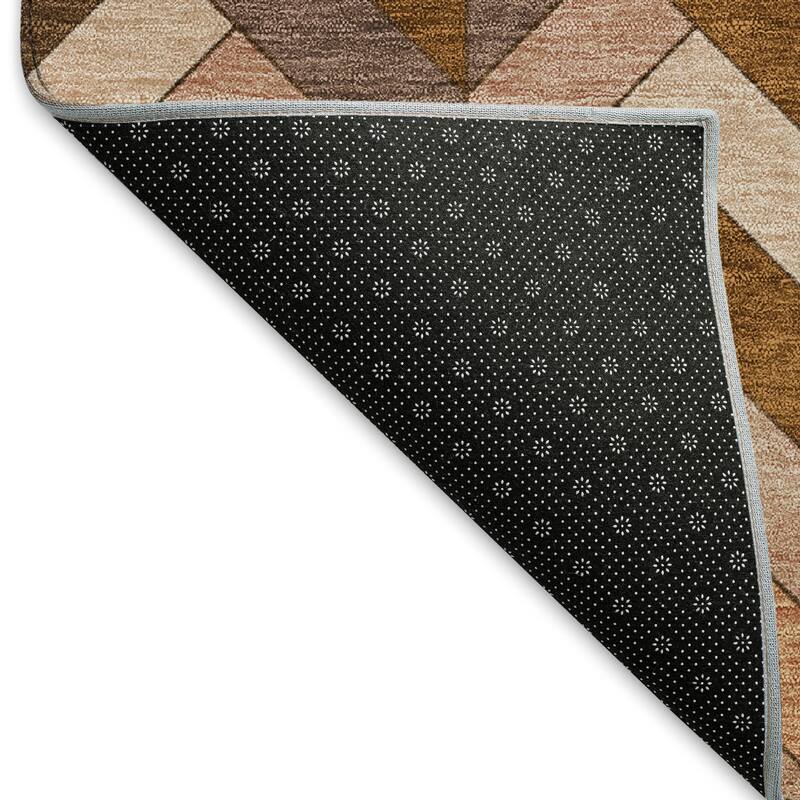 Machine Washable Indoor/ Outdoor Modern Chevron Chantille Rug