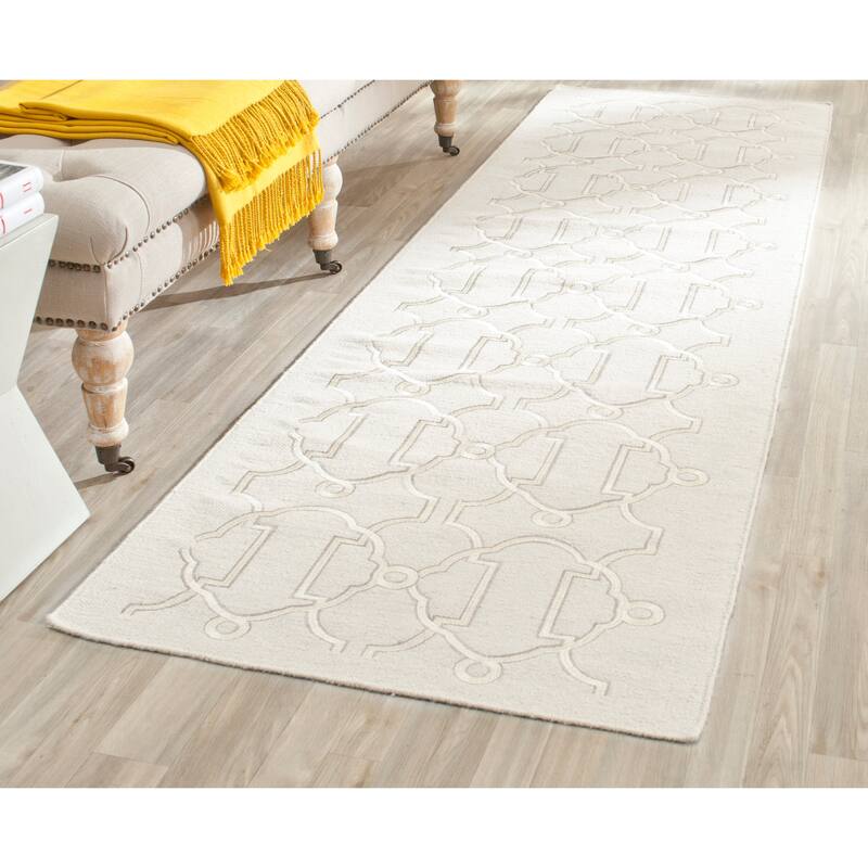 SAFAVIEH Handmade Flatweave Dhurries Nico Modern Wool Rug - 2'6" x 8' Runner - Beige